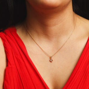 Solitaire spark pendant