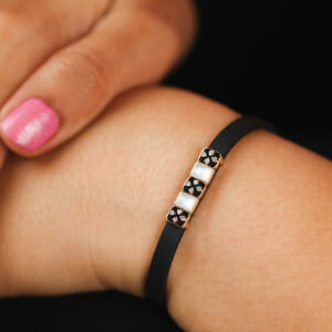 Classic leather bracelet